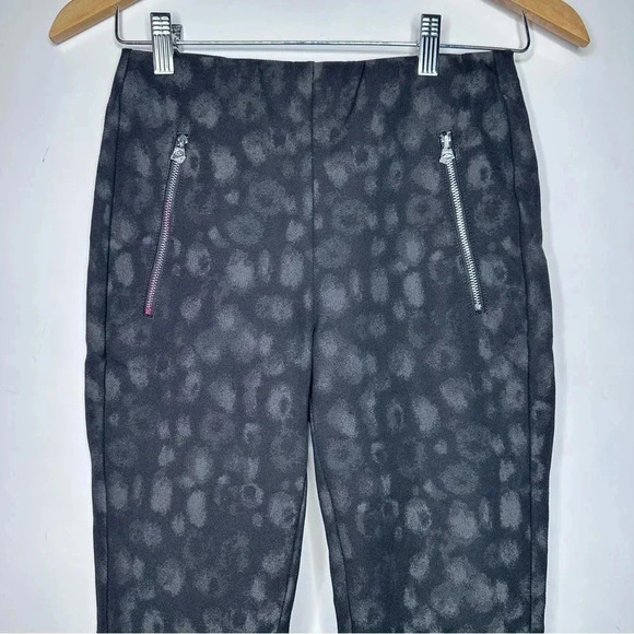 Rag & Bone NWOT Simone Black Leopard Print Zip Pocket High Rise Pants Size 2 - Picture 4 of 12